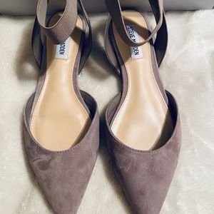 Steve Madden Eloquent Grey Suede Flats